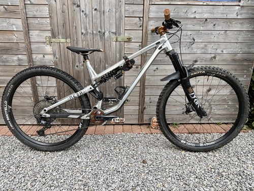 Commencal meta mountain - meta,