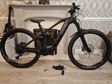 Splendido Cube Stereo Carbon